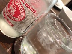 -Chom Cafe and Restaurant