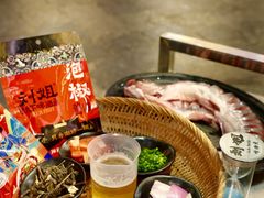 -刘姐啤酒鱼民族演艺餐厅(西街总店)