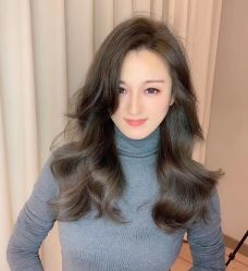 -罗亚帝·NASHOW纳秀形象设计
