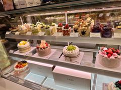 -华荣西饼(列东店)