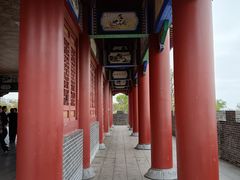 -巴陵广场