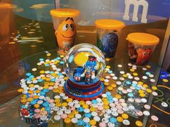 -m豆巧克力世界(上海世茂广场店)