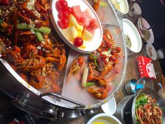 龙虾奔驰锅-辣得叫湘菜(四明店)