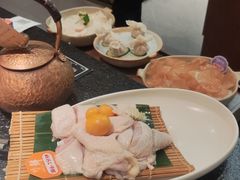 -得意咚瓜·顺德鱼生·冬瓜火锅(深圳首店)