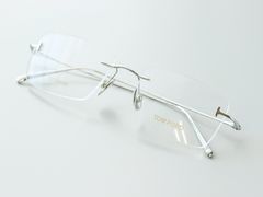 -目艮眼镜SHOWROOM(品牌集合店)