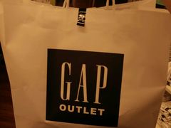 -GAP(王府井奥莱·香江小镇店)