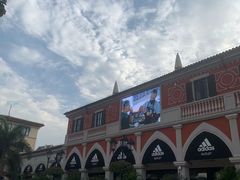 -佛罗伦萨小镇广佛名品奥特莱斯(疏港路店)