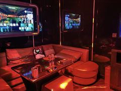 -萧邦音乐会所KTV(向西店)
