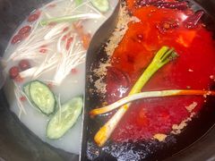 -周小明火锅(黑金冠社区店)