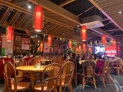 大堂-野山舂·贵州现舂酸汤火锅(鸿通城店)