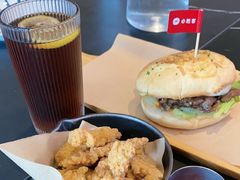 -必胜客(蚌埠东海万达店)