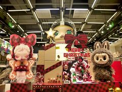 -泡泡玛特POPMART(侨福芳草地店)