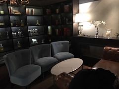 -LONG BAR 廊吧(外滩华尔道夫酒店)