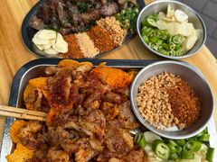 -赞酱川式烤肉(蜀都万达店)