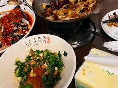 -贺记湘菜馆(东体育会路店)