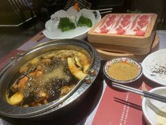 -一绪に寿喜烧自助(世茂广场店)