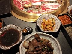 -铭牛烧肉·和牛海鲜自助(高新月牙湖店)