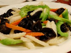 -吴记酱骨炖菜馆(西大直街店)