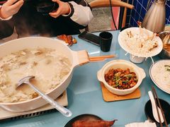 -刘姐啤酒鱼民族演艺餐厅(西街总店)