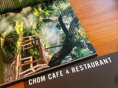 -Chom Cafe and Restaurant