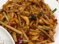 -西部马华清真兰州牛肉面·烧烤夜市(关东店)