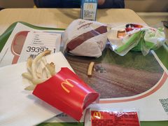 -麦当劳(军博店)