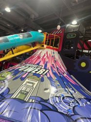 -欧酷世界动力星球(王府井奥莱UP TOWN店)