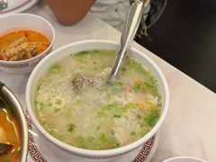 -光海鲜鱼翅餐厅(叻差拉披色路店)