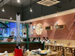 大堂-木屋烧烤(岗顶二店)