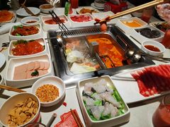 -海底捞火锅鲜切牛肉主题店(长寿路店)