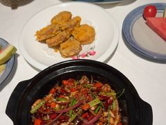 -八府香鸭·啫啫煲(华山路店)