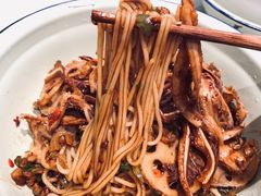 -万方圆拌粉瓦罐汤(恒茂华城店)