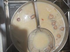 -尚尚仙·酸汤猪手·猪肚鸡火锅(华联万柳购物中心店)