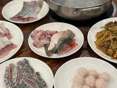 -正能量脆肉鲩火锅