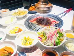 老白吾桑格-本家韩国烤肉(青岛万象城店)