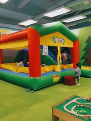 -莫莉幻想儿童乐园(郑州丹尼斯三天地店)