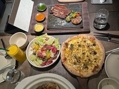 -九月里.自由花园餐厅