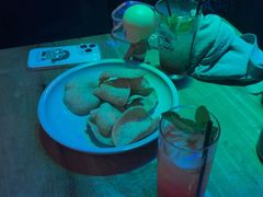 -鲨鱼美式餐厅酒吧Sharky