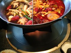 -湊湊火锅·茶憩(新中关购物中心店)