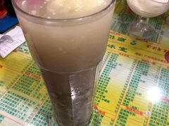 红豆冰水加榴莲雪糕-顺记冰室(宝华路店)