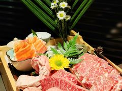 -铭牛烧肉·和牛海鲜自助(高新月牙湖店)