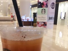 -星巴克臻选(南京金茂览秀城店)