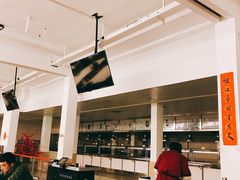 -同济大学本部学苑饮食广场