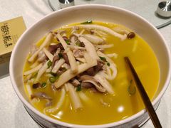 -湘知湘味(岳麓山店)