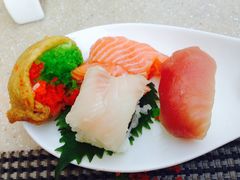 -亮马河饭店翠雅咖啡厅