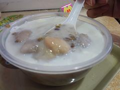 红豆芋头鲜奶-百花传统甜品店(原址店)