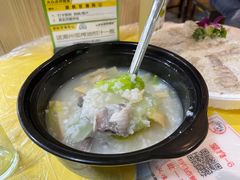 -官塘陈记鱼生·潮汕砂锅粥·牛肉火锅(潮枫路总店)