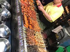 -六合夜市