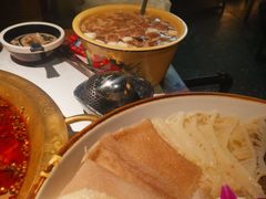 乐乐与官官的火锅奶茶-哥老官重庆美蛙鱼头(日月光店)