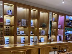 -宝丽眼镜(湖墅店)